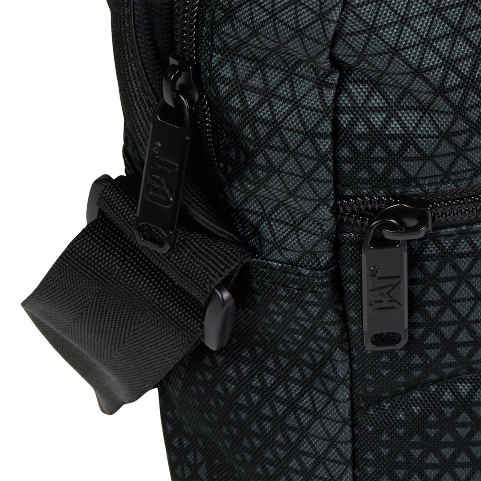 Ryan Shoulder Bag