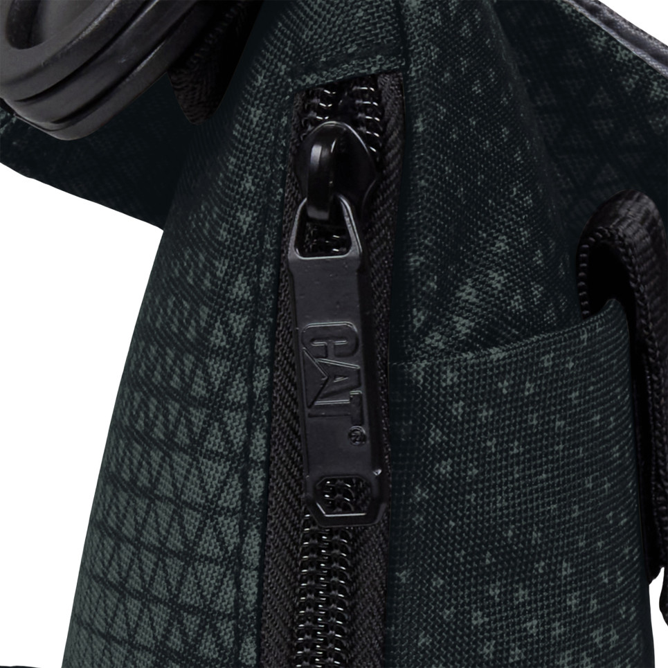 Jones Slim Travel Bag